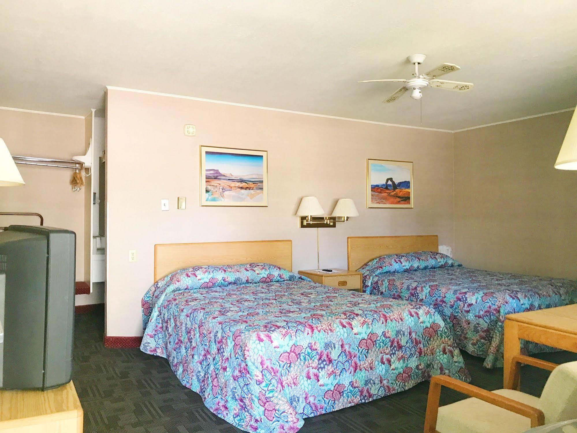 Appletree Inn Річфілд Екстер'єр фото
